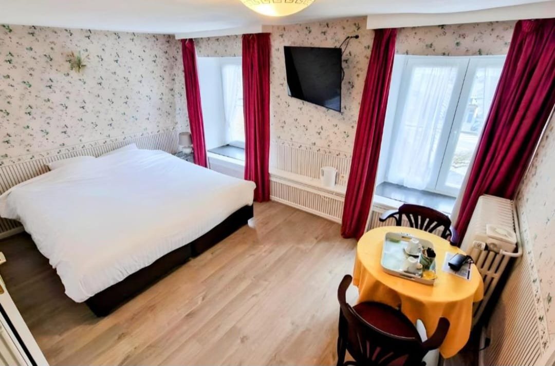 Chambre Familiale au Royal Hôtel Bonhomme